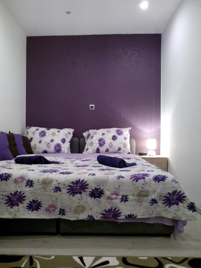 شقة Purple & Apple Green سبليت المظهر الخارجي الصورة